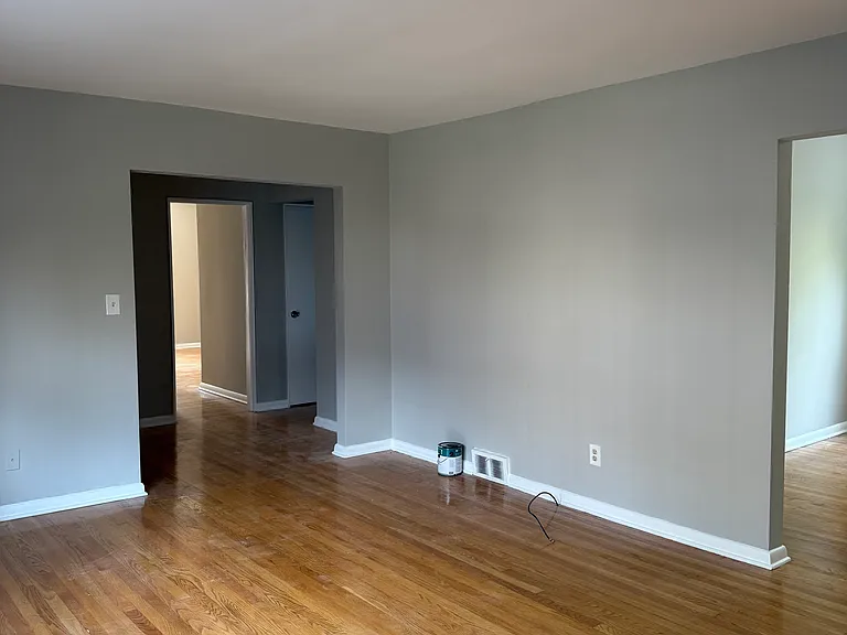 45 Morris Ave #18 — Photo 8