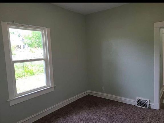 5th image of 1606 E 39th St