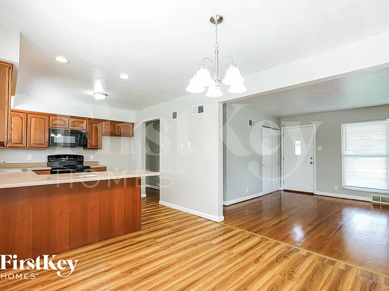 4116 Brevity Dr — Photo 5