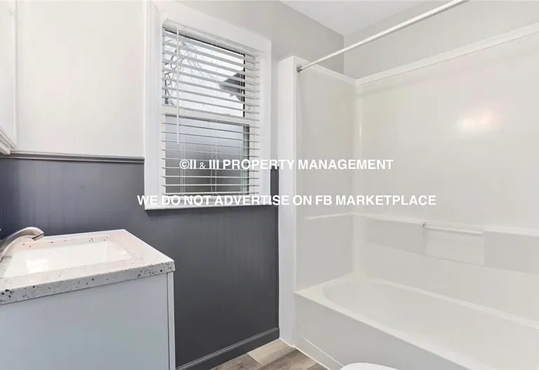 3703 W 47th Pl — Photo 15