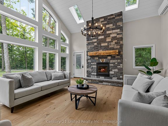5th image of 39 Stockdale Rd