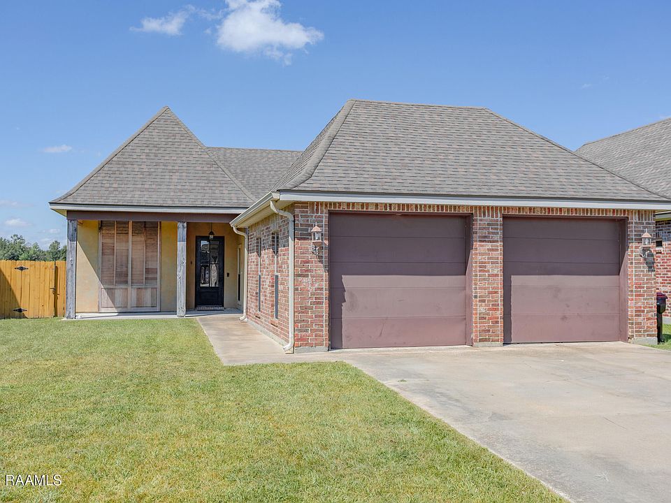 1st image of 306 Old Heritage Ln