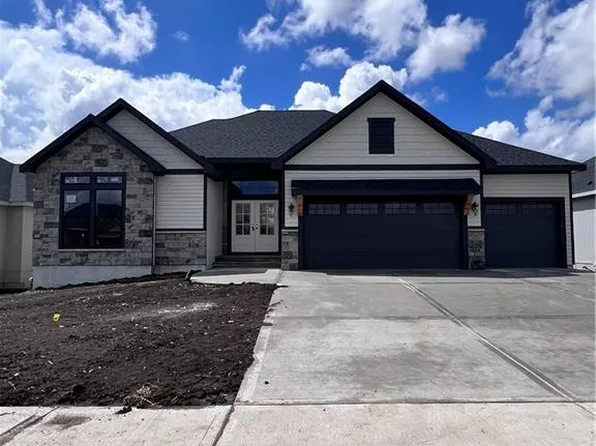 16360 Baxter St, Gardner, KS 66030