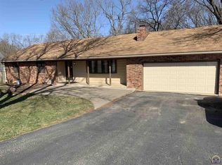 2319 SE Alexander Dr, Topeka, KS 66605