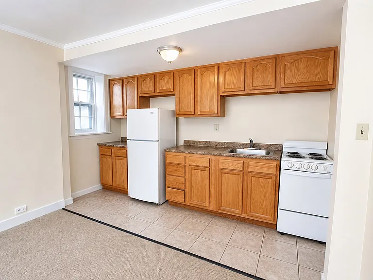 Garden-Level 1-Bedroom