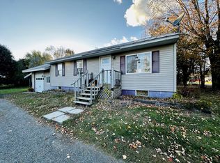 13 Taylor Avenue, Bingham, ME 04920