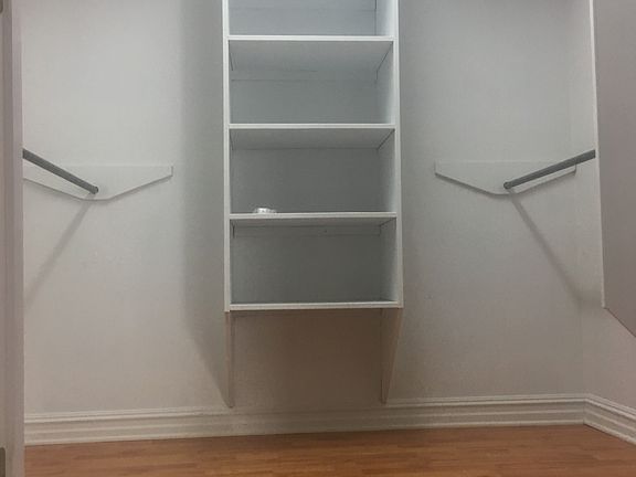 3rd image of 104 Farm St