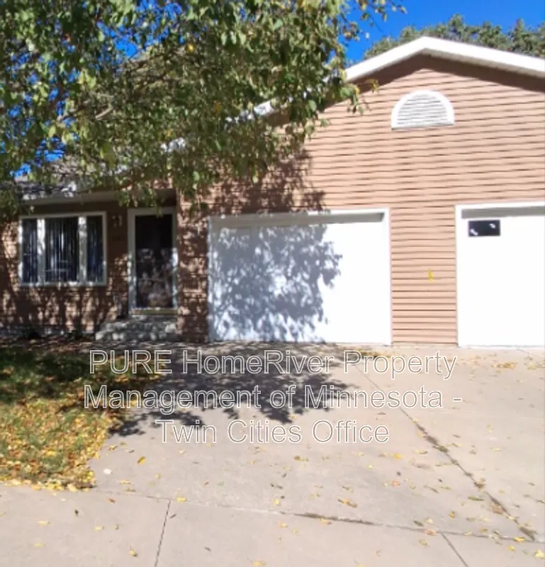 3 bed, 2.0 bath, 1734 sqft, $1,925 — Photo 1
