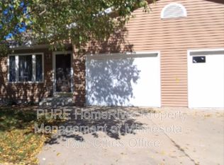 3325 7th St NW, Rochester, MN 55901