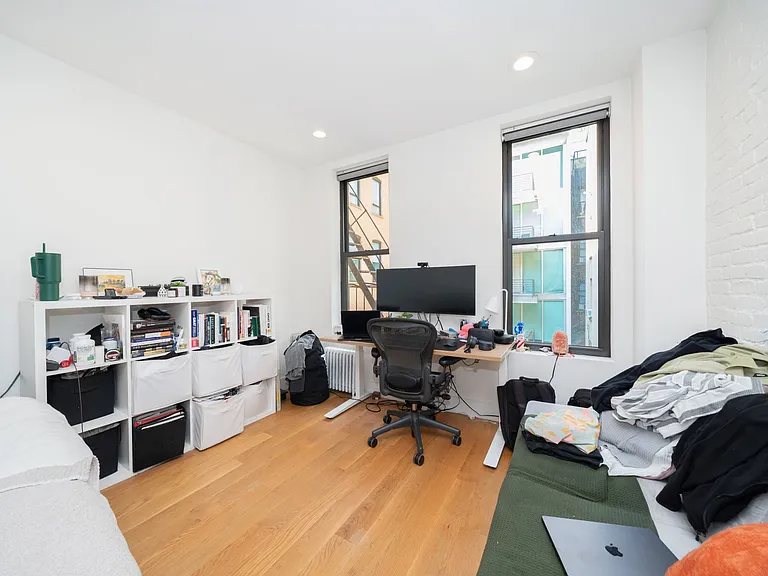 344 W 17th St #3-C — Photo 3