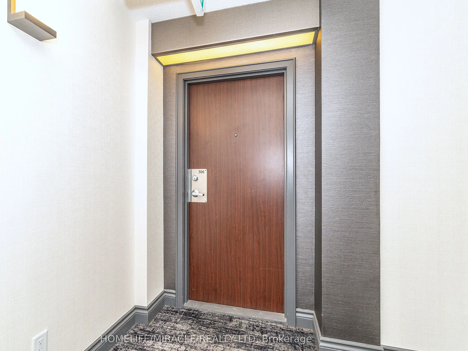 3 bed, $3,000 — Photo 3