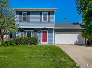 1615 Cumberland Rd, Aurora, IL 60504