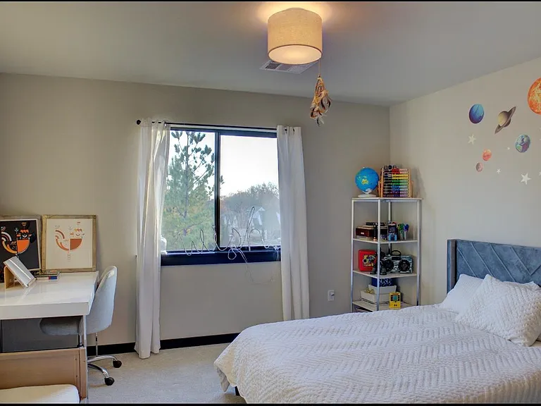 2241 W Decatur St S — Photo 29