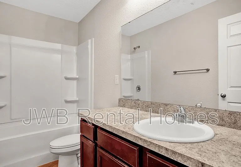1211 Orton St — Photo 11
