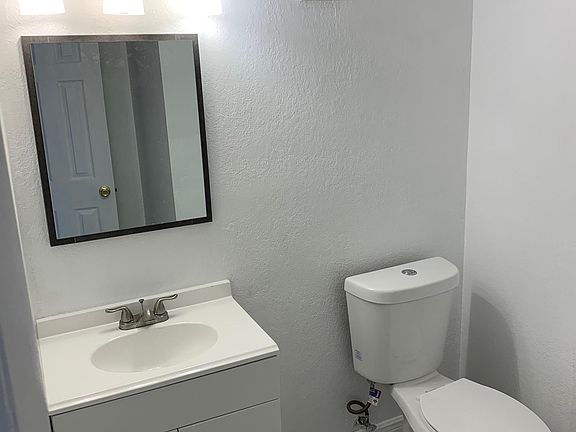 3rd image of 1111 NW 19th Ave APT 403