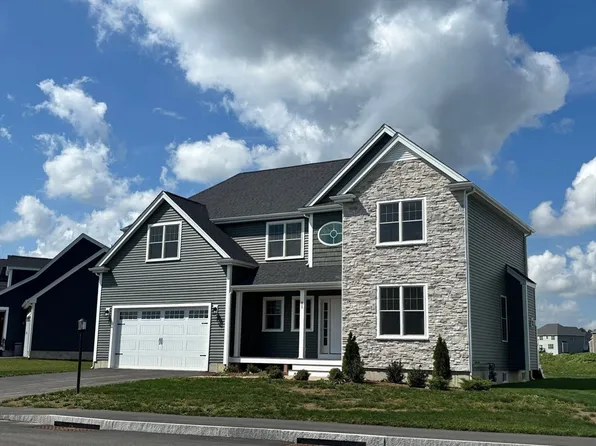101 Pratt Ave #101, Bridgewater, MA 02324