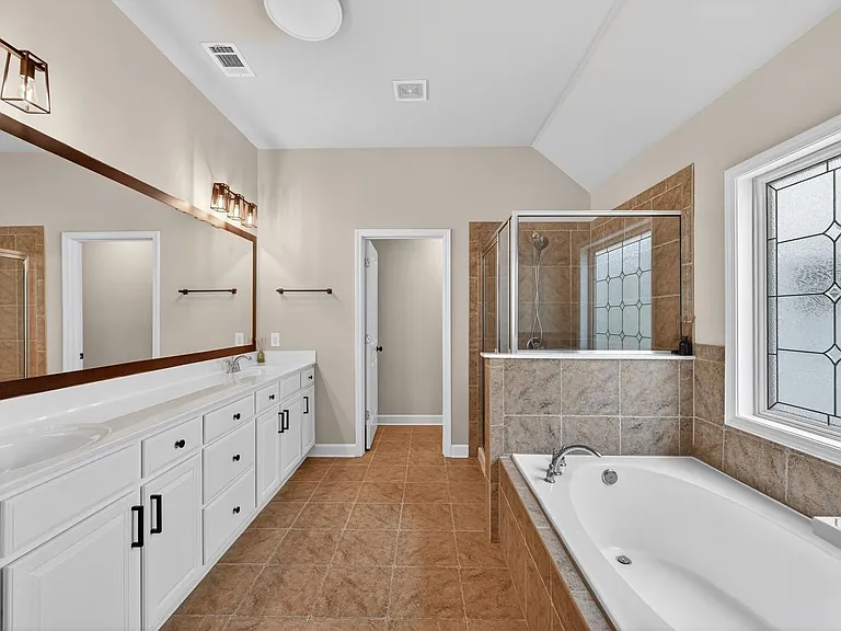 10787 Bossier Dr — Photo 16