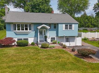 5 William St, Fishkill, NY 12524