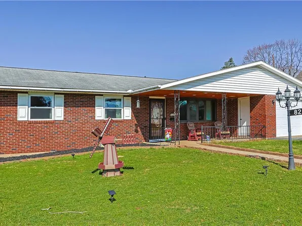 828 Detweiler Ave, Hellertown, PA 18055