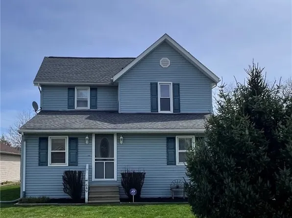 649 Maple Ave NW, Strasburg, OH 44680