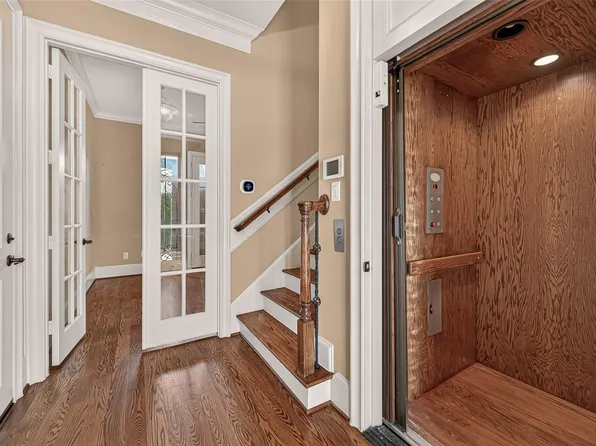 1652 Norfolk St APT B, Houston, TX 77006