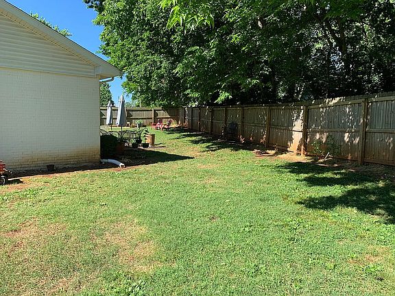2nd image of 1513 Kirby Ct