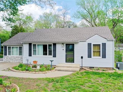 7709 Robinson St, Overland Park, KS, 66204