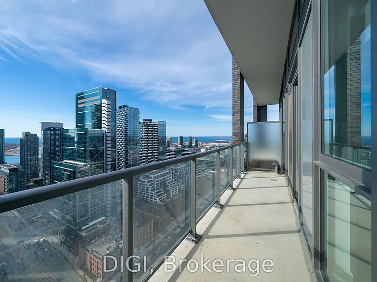 57 Spadina Ave #810 — Photo 23