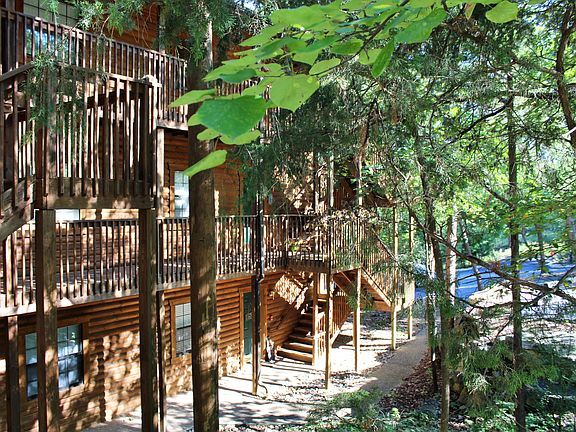 2nd image of 190 Village Trail BLDG 13
