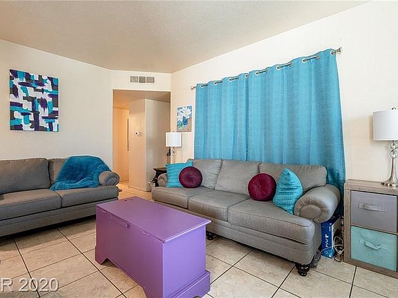 5th image of 1050 E Cactus Ave Unit 2005