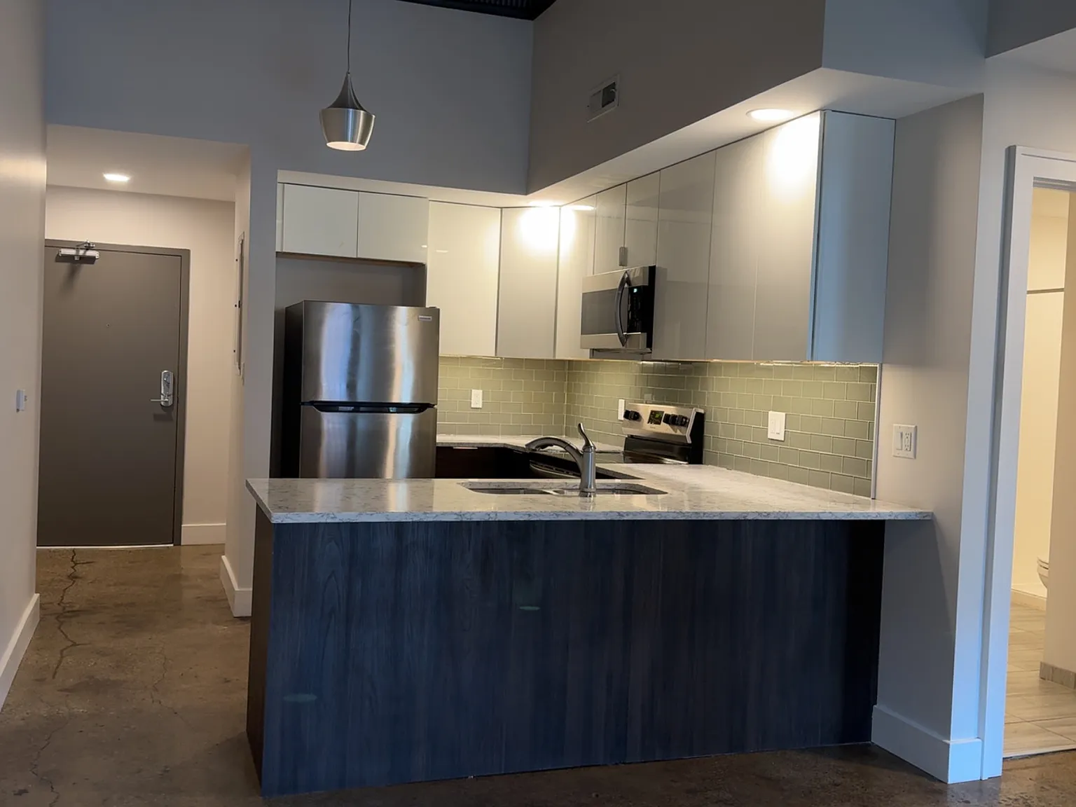 1 bed, 725 sqft, $1,490 — Photo 4