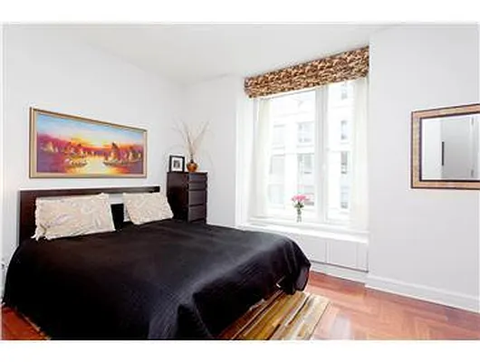 Sold by Douglas Elliman | media 25