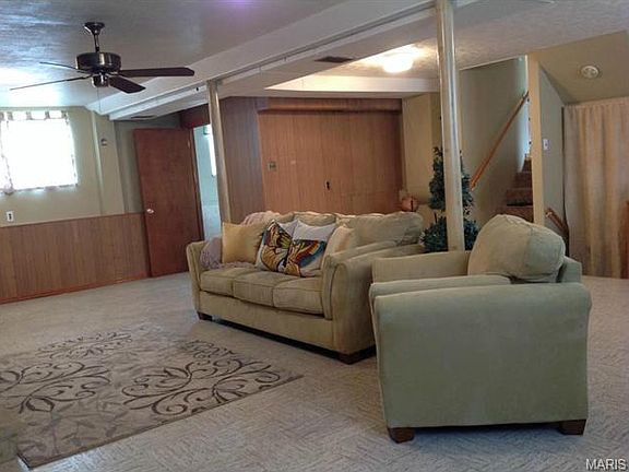 5th image of 2205 Rainbow Dr