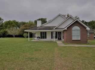 5 Stone Bridge Rd, Carriere, MS 39426