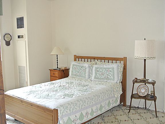 5th image of 27110 Grand Central Pkwy APT 26W
