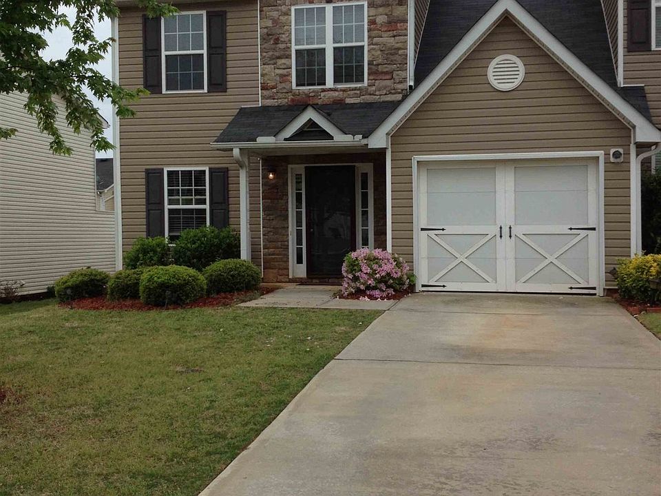 1st image of 4000 Village Run Dr