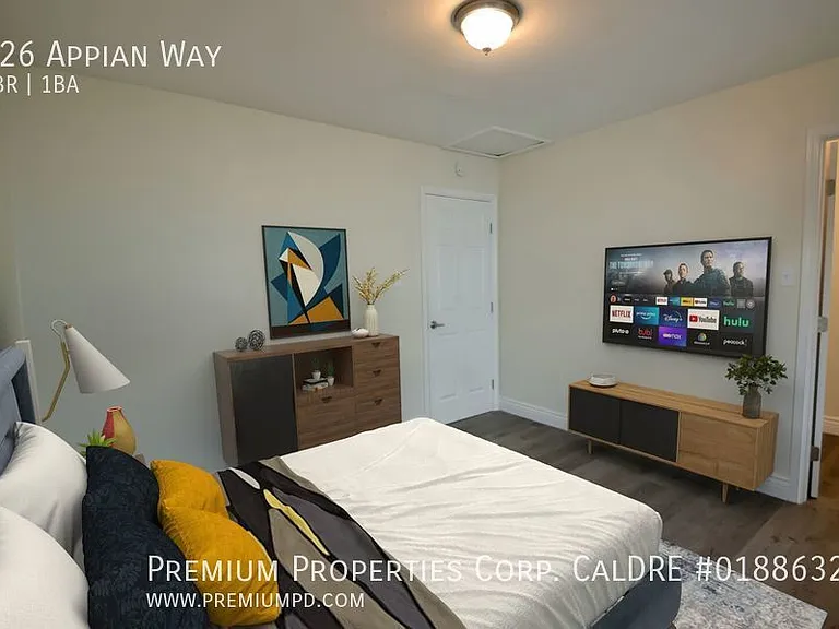 926 Appian Way — Photo 8