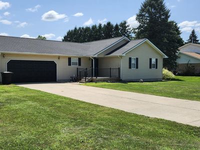 1715 Holiday Dr, Niles, MI, 49120