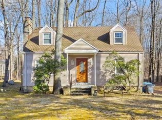 40 Old Sawmill Rd, Trumbull, CT 06611