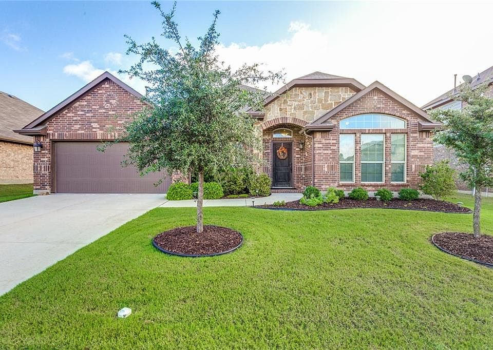1st image of 15716 Carlton Oaks Dr