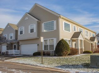 1927 Bluestem Ln, Shoreview, MN 55126