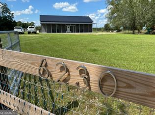 6230 Chris Tyre Rd, Patterson, GA 31557