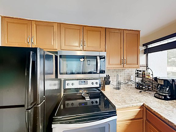 3rd image of 42 S Forest Beach Dr APT 3247