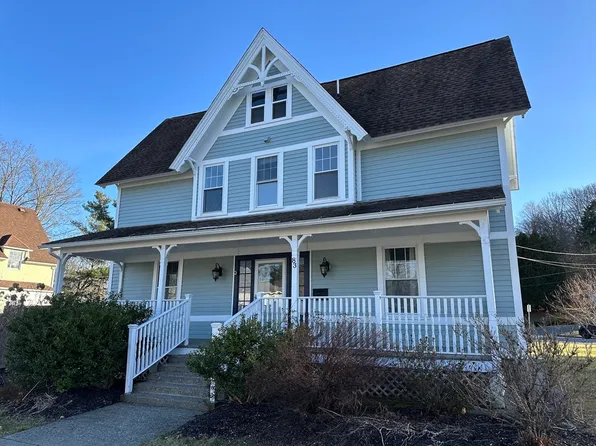 83 Main St, South Grafton, MA 01560