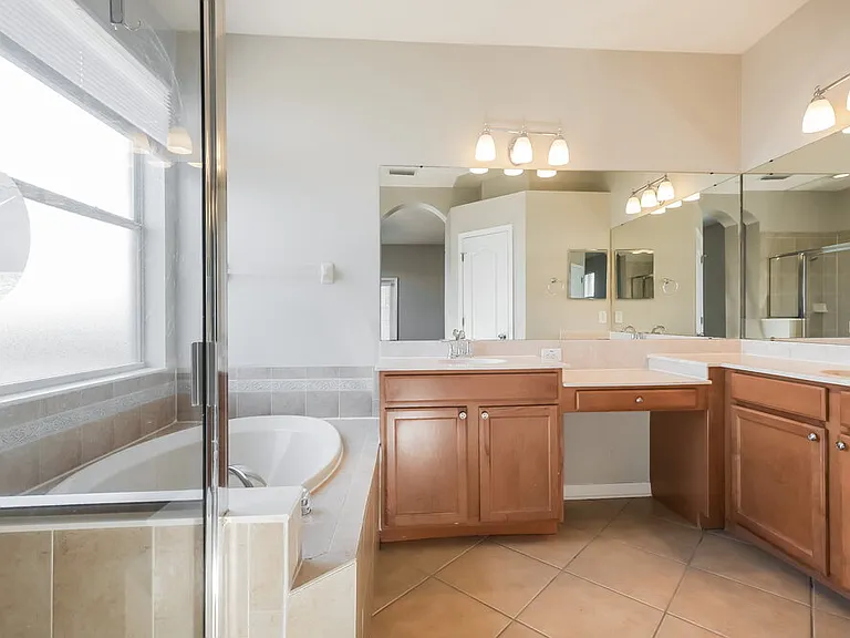 5234 Clover Mist Dr — Photo 10