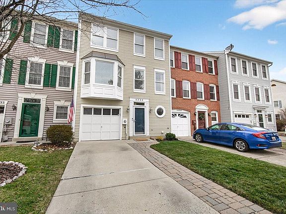 3rd image of 5230 Bamburg Ct