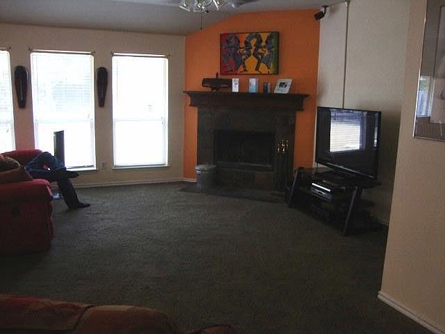 2nd image of 3213 Peakview Dr