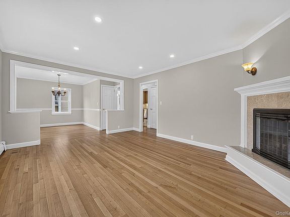 3rd image of 37 Harding Avenue