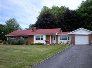 51 Lattavo Dr, New Castle, PA 16105
