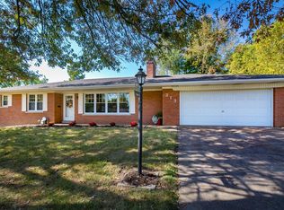 313 Woodberry Ln, Belleville, IL